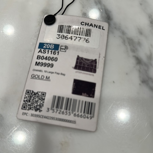 CHANEL 19 TWEED BAG - Picture 6 of 7